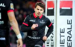 Antoine Dupont prend d’assaut le rugby à 7 : effervescence et ambitions avant les grandes étapes