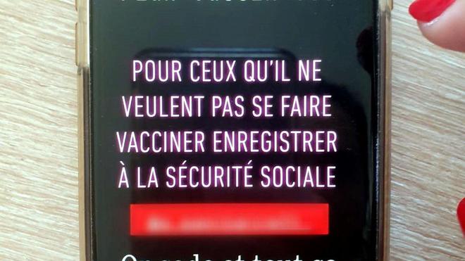 Vaccination anti-Covid : on a essayé d’acheter un faux certificat sur Snapchat