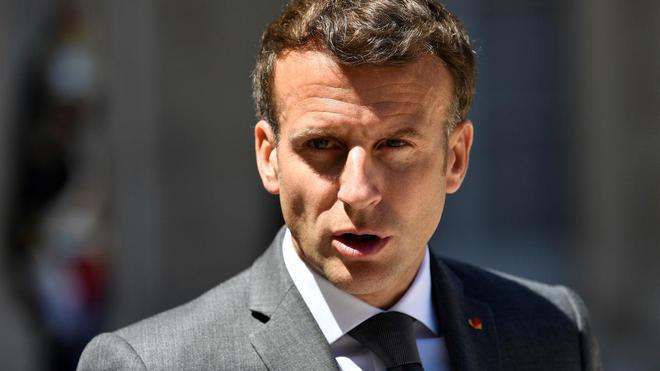 Régionales : Emmanuel Macron admet que "les gens n'avaient pas du tout la tête à cela"