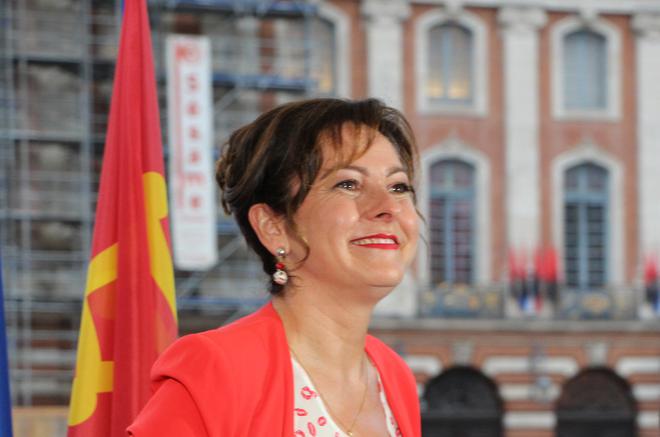 Carole Delga, présidente socialiste de l’Occitanie, élue à la tête des Régions de France