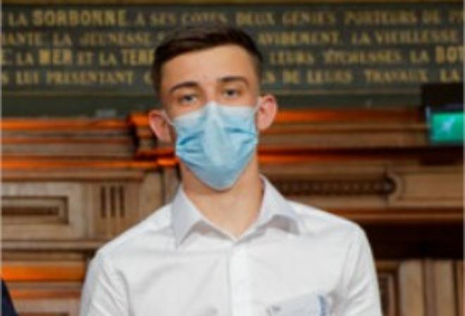 Cherbourg : un jeune lycéen devient meilleur apprenti de France dans la catégorie usinage