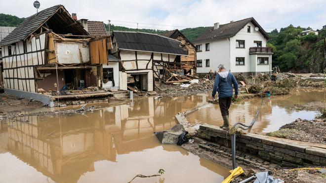 DIRECT. Inondations en Europe : 81 morts en Allemagne, 12 en Belgique, des centaines de disparus