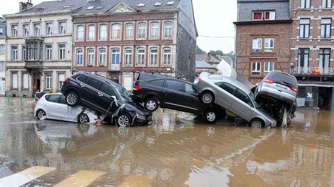 «Ces catastrophes sont amenées à se reproduire partout» : en Belgique, les sinistrés entre colère et résignation