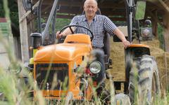 Seine-et-Marne : Rémi le cardiologue met tout son cœur à retaper les vieux tracteurs