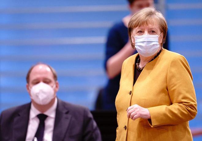 Allemagne: Angela Merkel envisage des restrictions pour les non-vaccinées… Ca rappelle un conseiller ministériel français qui promet une “Vie de Merde pour les non vaccinés »