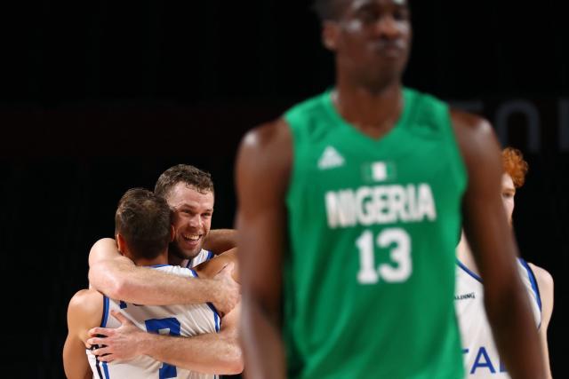 JO - Basket (Hommes) - L'Italie et l'Australie qualifiées pour les quarts des JO de Tokyo, la France attend de connaître son adversaire