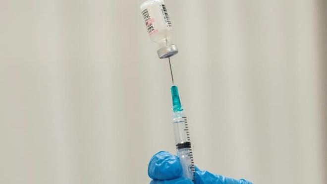 Pfizer et Moderna augmentent le prix des vaccins en Europe