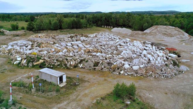 Stockage de déchets inertes en Haute-Garonne :  "Comme à Tchernobyl, la pollution ne s’arrêtera pas aux portes du chantier"