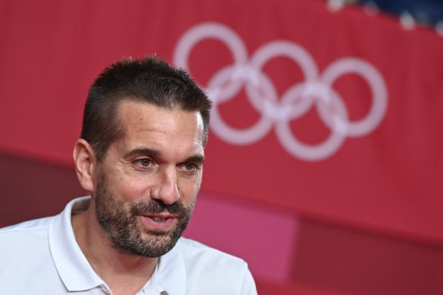 JO - Hand (Hommes) - Guillaume Gille, entraîneur de l'équipe de France de handball, qualifiée pour la finale olympique : « C'est juste dingo »