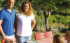 «On apprend à prendre le temps» : cette famille a changé de vie pour ouvrir des gîtes dans le Vaucluse