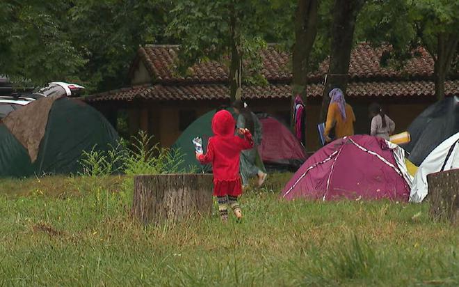 Débarqués en nombre, des familles syriennes sèment la zizanie dans un camping des Cévennes