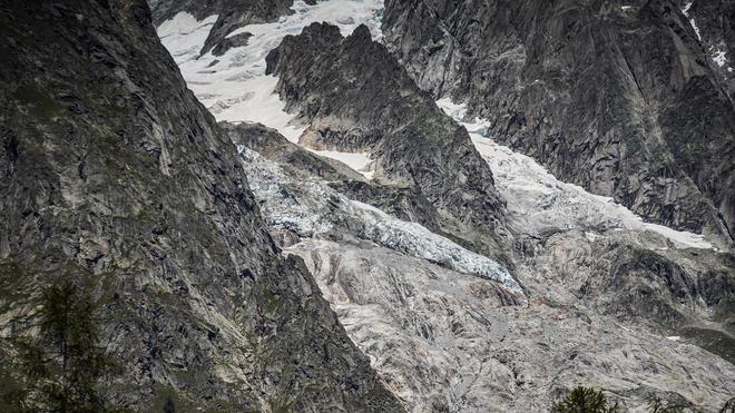 Un glacier instable du Mont Blanc placé sous haute surveillance