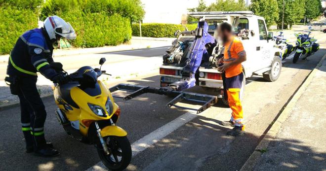 Rodéos urbains : les policiers confisquent le scooter d’un jeune de 13 ans à Besançon