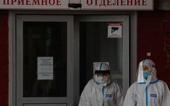 Covid-19 : record de décès en Russie, situation inquiétante en province