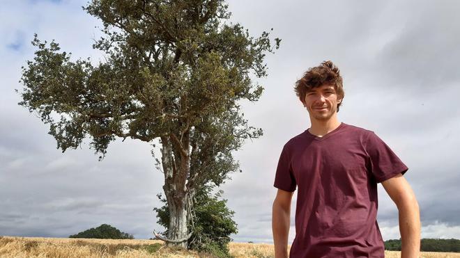 Gouzangrez : grâce aux arbres, le futur de la ferme de la Distillerie prend racine