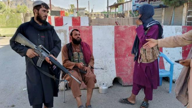 Afghanistan : Washington et Londres vont déployer 3600 soldats pour sécuriser l’évacuation de leurs ressortissants
