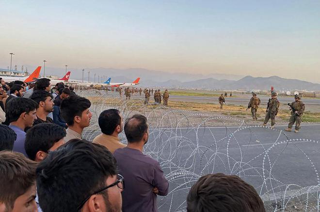Afghanistan : première évacuation de Français de Kaboul prévue d’ici lundi soir