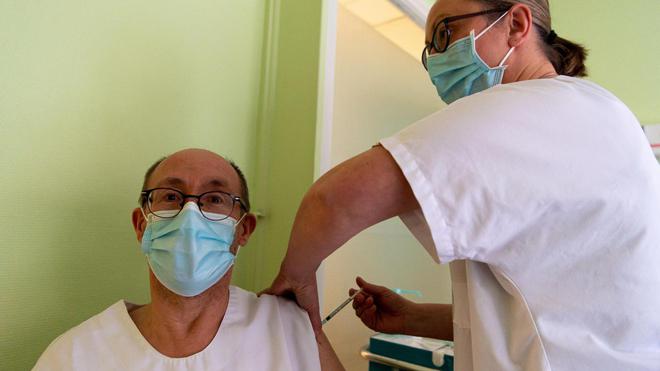 Au centre hospitalier d’Armentières, 75 % des personnels de santé sont déjà vaccinés