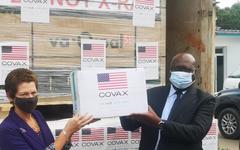 Brazzaville reçoit des USA un don de plus de 300.000 doses de vaccins covid