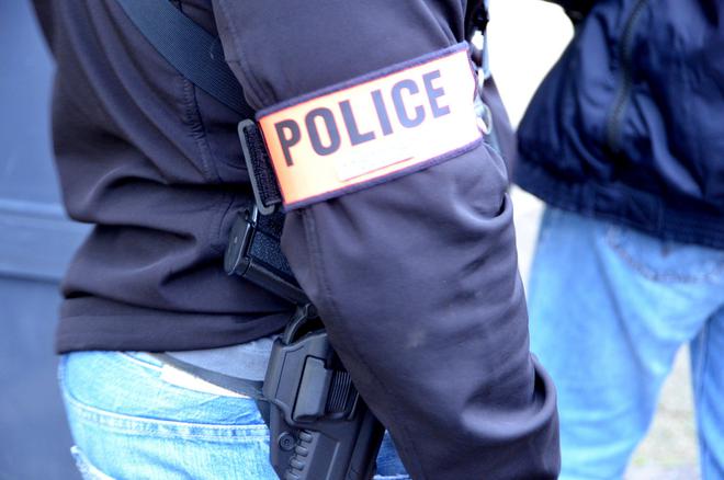 Besançon : deux mineurs en garde à vue après avoir incendié une poubelle