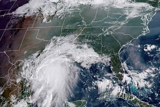 Etats-Unis: la tempête Nicholas devient ouragan et se dirige vers Houston