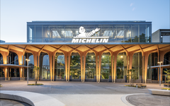 Clermont-Ferrand. Découvrez en photo le nouveau siège de Michelin sur une place des Carmes rénovée
