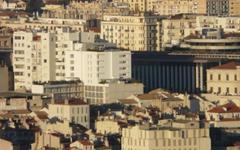Marseille : Une nouvelle fois, une personne a été tuée et deux autres blessées hier soir lors d'une fusillade dans le quartier des Arnavaux, dans le nord de la ville - Vidéo