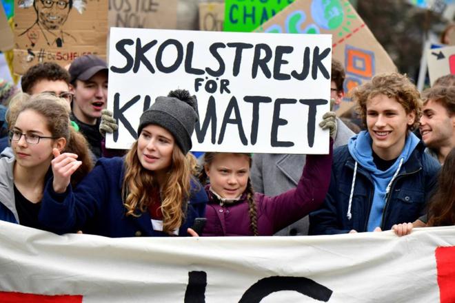 Allemagne: à 48 heures du scrutin, Greta Thunberg à Berlin pour mobiliser sur le climat