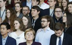 «Je crains l’après-Merkel» : parole à la génération qui n’a connu que la chancelière allemande