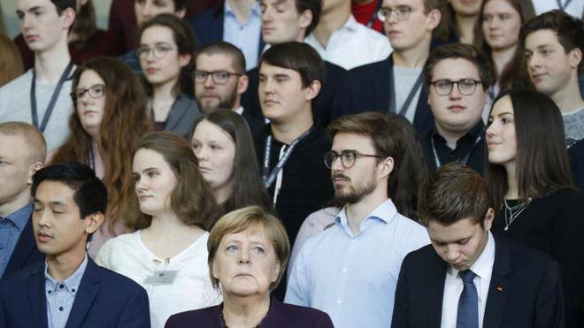 «Je crains l’après-Merkel» : parole à la génération qui n’a connu que la chancelière allemande