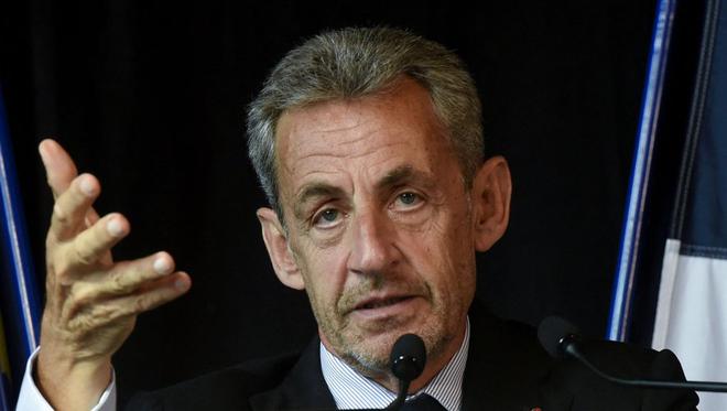 Présidentielle : et si Nicolas Sarkozy soutenait finalement Emmanuel Macron