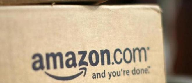 Amazon prévoit d'embaucher 12.000 travailleurs saisonniers en France pour la période des fêtes de fin d'année, temps fort de la consommation et du commerce en ligne