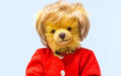 Angela Merkel : des ours en peluche fabriqués pour lui rendre hommage