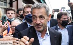 Nicolas Sarkozy « rassuré » après un premier bain de foule suite à sa condamnation