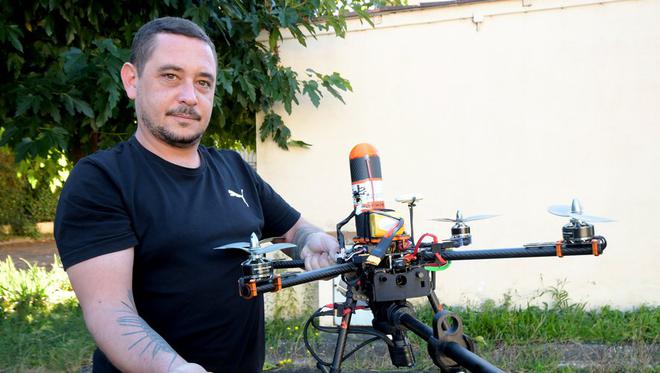 Toulouse : avec son drone, Cédric traque les nids de frelons asiatiques