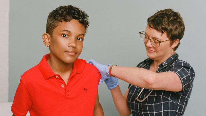 Covid-19 : quand les vaccins pour enfants seront-ils disponibles ?