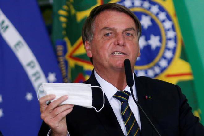 Covid-19 : le président brésilien refuse le vaccin