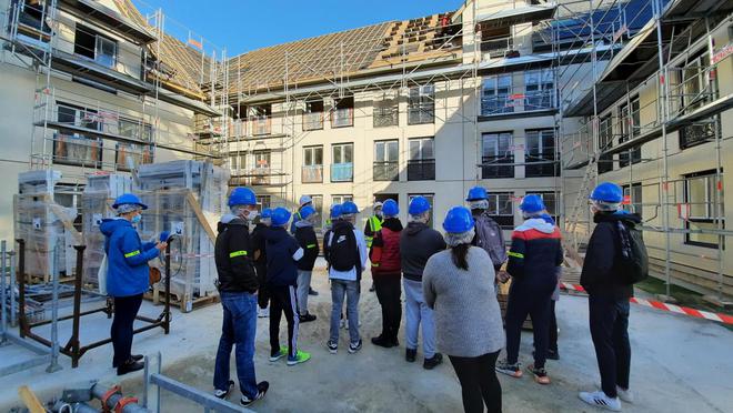 Les collégiens partent à la découverte des métiers du bâtiment à Harfleur, près du Havre