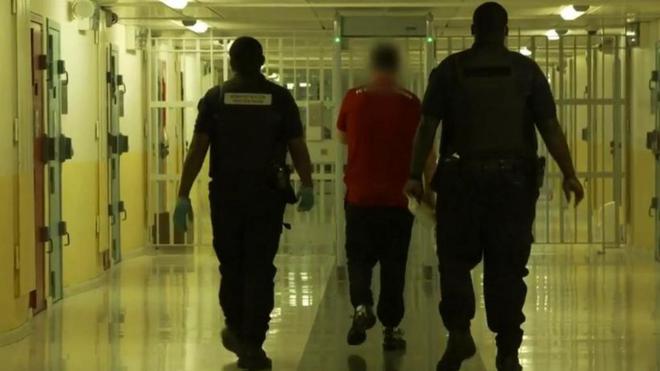 VIDÉO - "Sept à Huit" : plongée exclusive dans les "prisons pour islamistes"