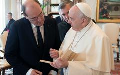 Abus sexuels dans l’Eglise : en visite au Vatican, Castex veut concilier secret de la confession et droit pénal