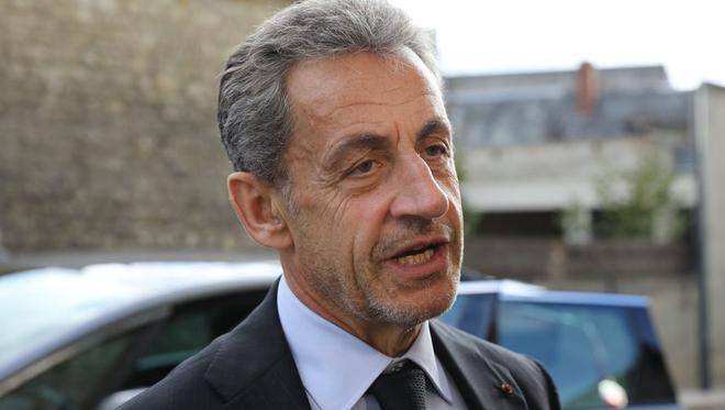 Procès des sondages de L'Elysée - Le tribunal ordonne que Nicolas Sarkozy "soit amené devant lui par la force publique"