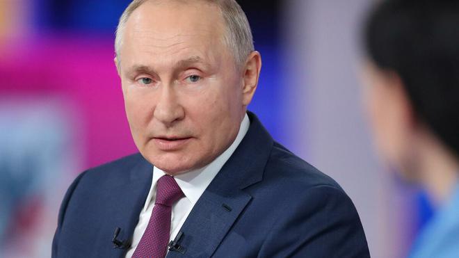 Russie : Poutine décrète une semaine chômée pour freiner l’épidémie de Covid-19