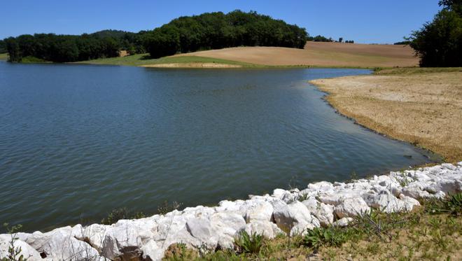 Lac de Caussade en Lot-et-Garonne : la préfecture recrute un arbitre