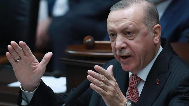 Turquie : Erdogan annonce l'expulsion d'une dizaine d'ambassadeurs, dont celui de France