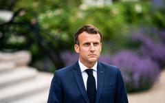 EN DIRECT - Suivez le déplacement d'Emmanuel Macron à Montbrison et Saint-Étienne ce lundi