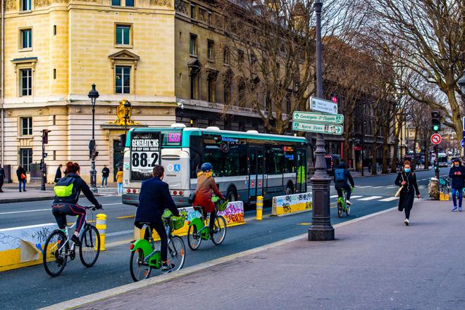 Paris, ville 100 % cyclable d’ici 2026 ?