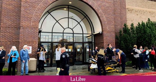 Deux morts et quatre blessés lors d'une fusillade dans un centre commercial aux Etats-Unis