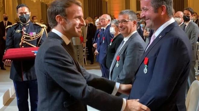 Poissy : complices, Emmanuel Macron et Karl Olive se retrouvent... à l’Elysée
