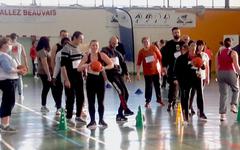 Beauvais : des entretiens d’embauche en short et basket avec “Du stade vers l’emploi”