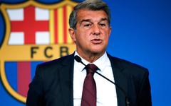 OFFICIEL : Le FC Barcelone annonce son nouvel entraîneur intérimaire
